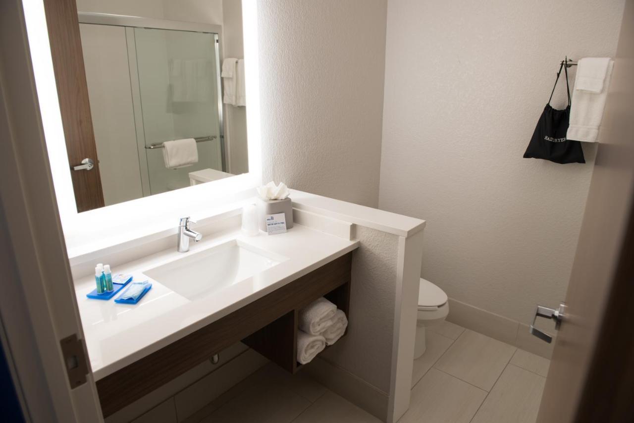 Holiday Inn Express & Suites Dayton North - Vandalia By Ihg Zewnętrze zdjęcie